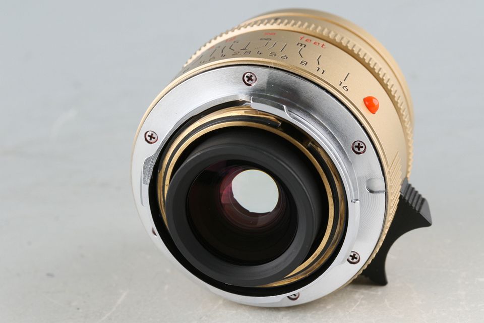 LEICA M6￼ ELMARIT 1:2.8/2.8 Leica M6 TTL 0.58 + Elmarit-M 28mm F/2.8 Repainted Green