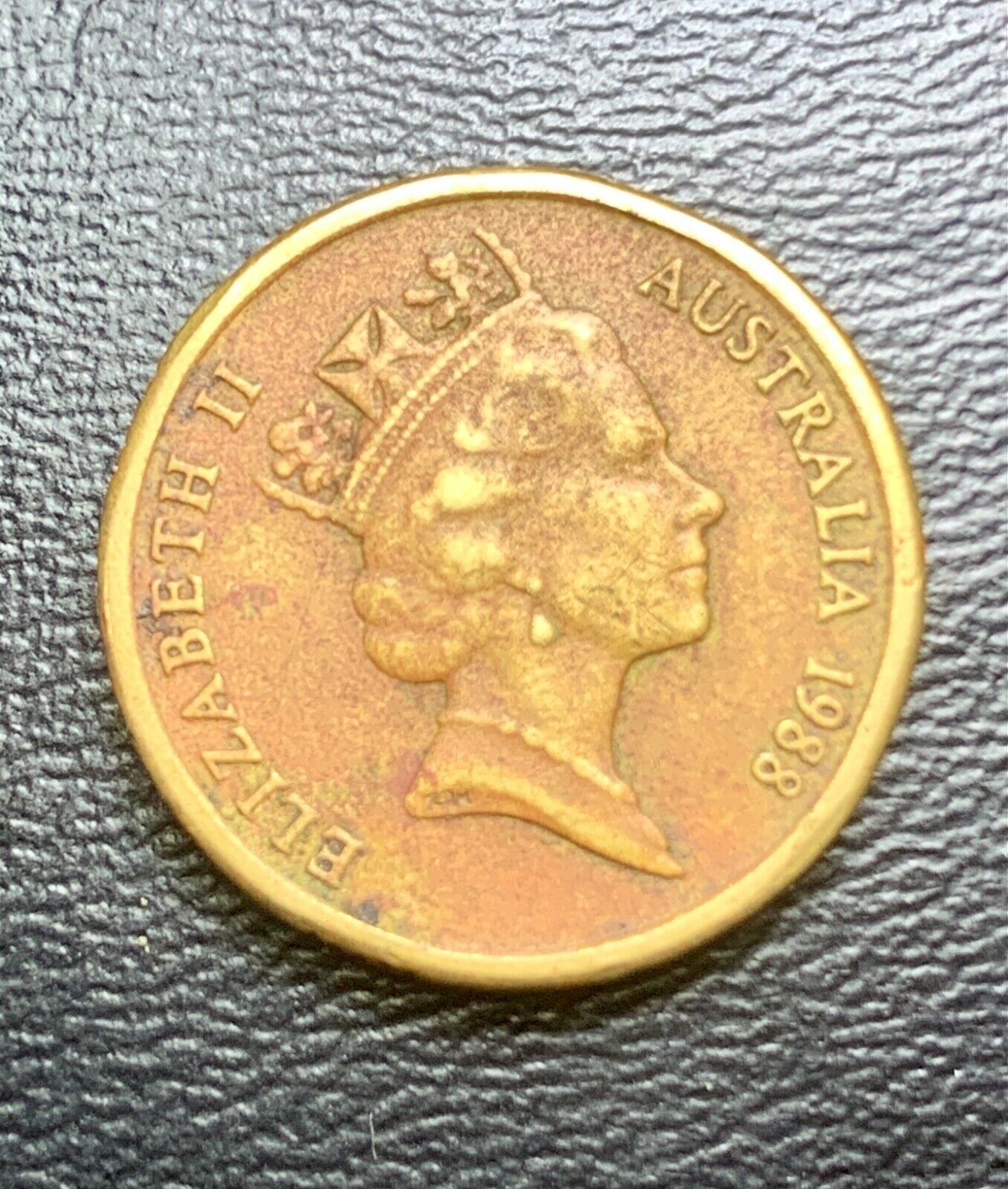 ELIZABETH II ATRALIA 1988 .