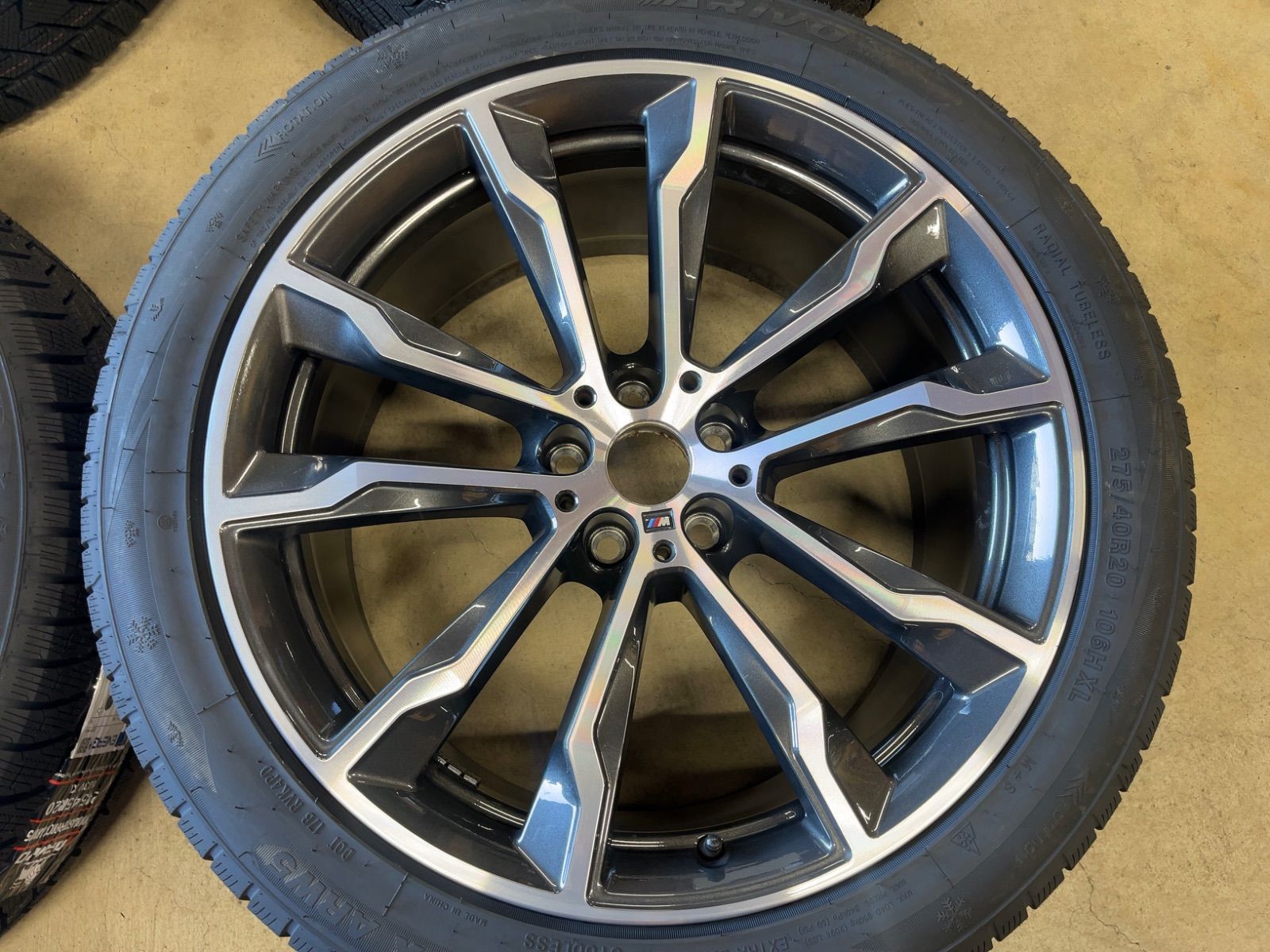 BMW X3 G01 X4 G02 純正品 699M 冬用 付 20インチ 4本セット
