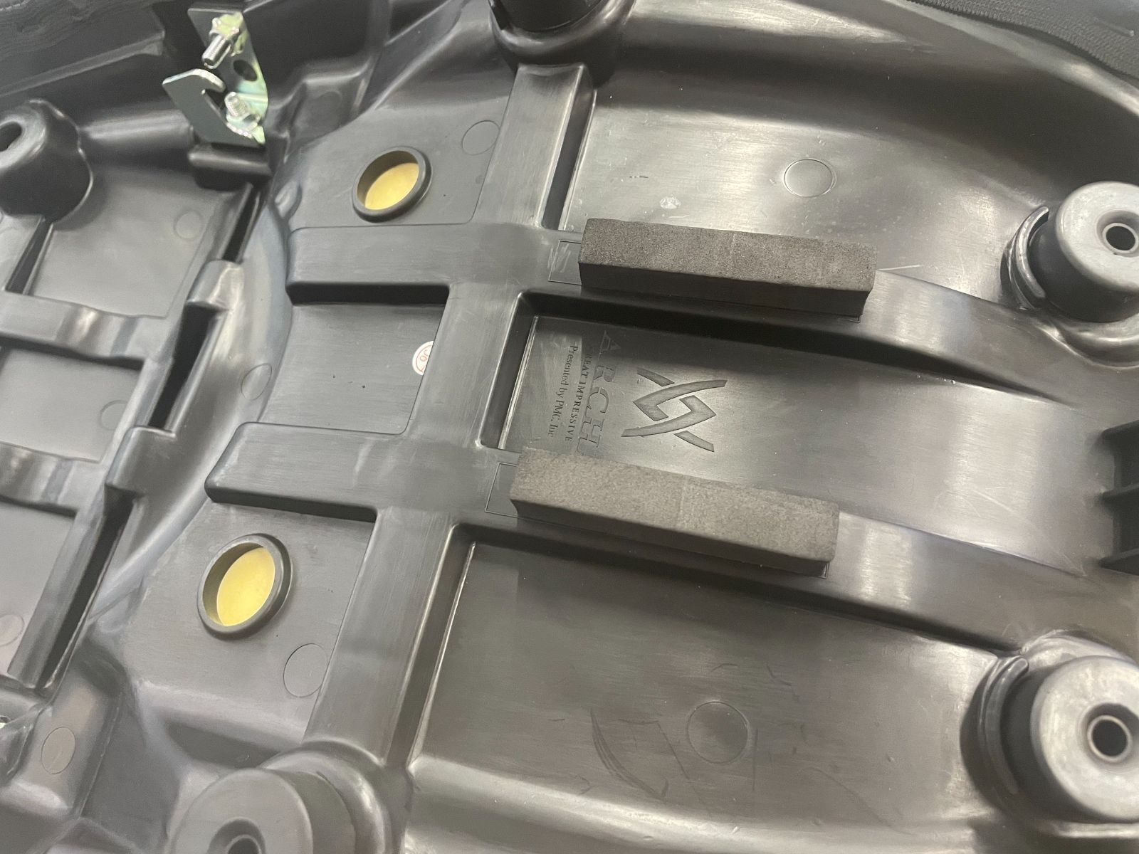 z900rs ARCHI タックロール コンプリート Webike | ARCHI アーキ シートASSY タックロール コンプリート