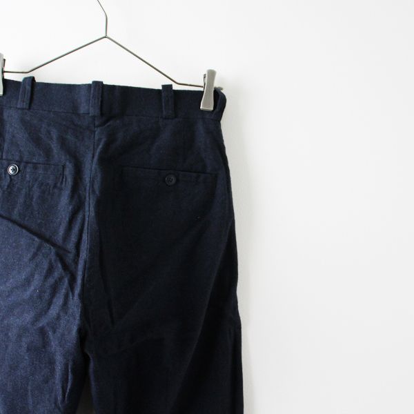 新品タグ付 ダークネイビー YAECA チノパン テーパード チノクロス 28 YAECA タックテーパード ネイビー 28 新品タグ付 YAECA チノパン