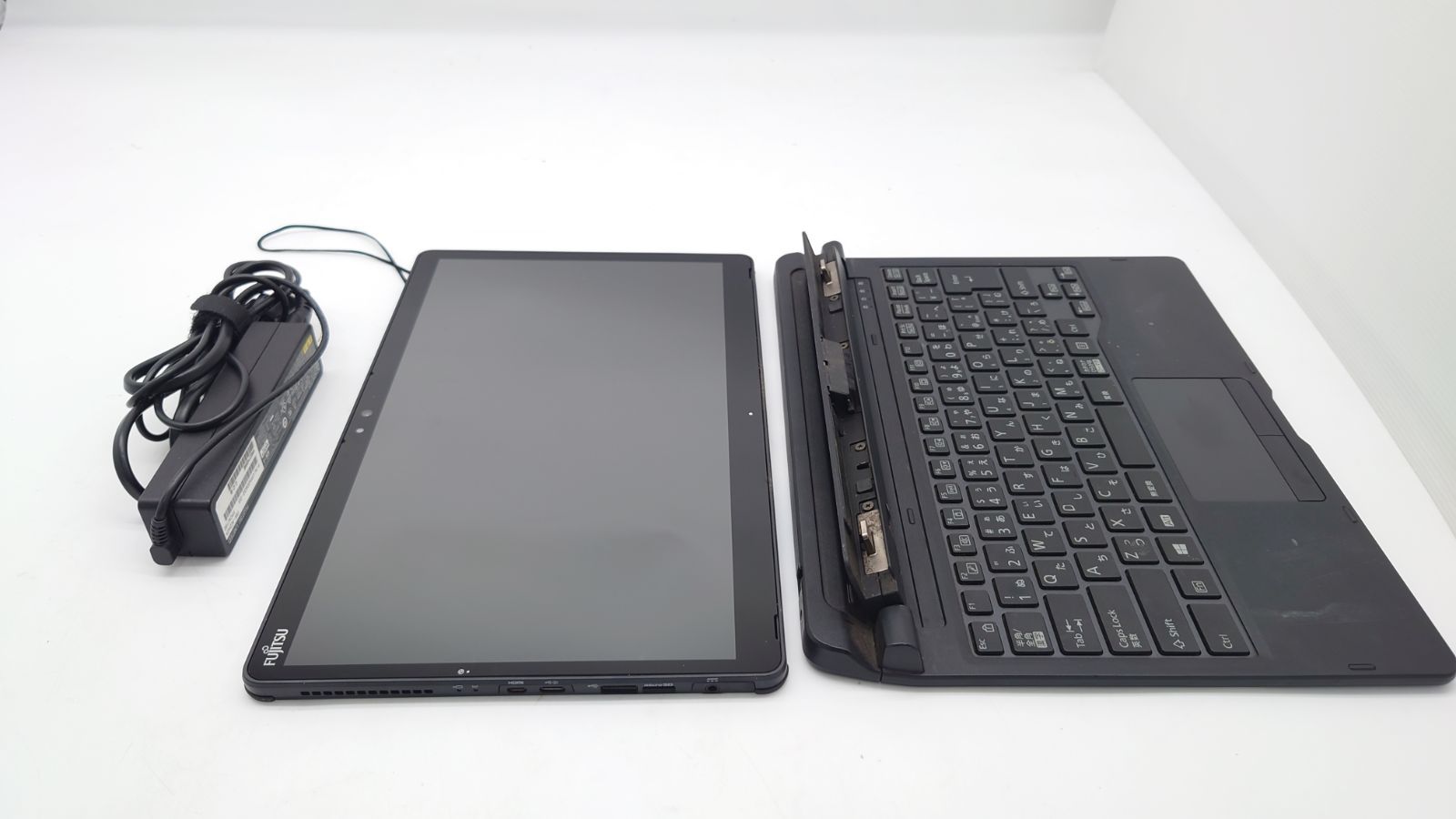 富士通 ARROWS Tab Q738/SB FARQ19001 富士通 13.3型ワイド ハイスペックタブレット ARROWS Tab Q738