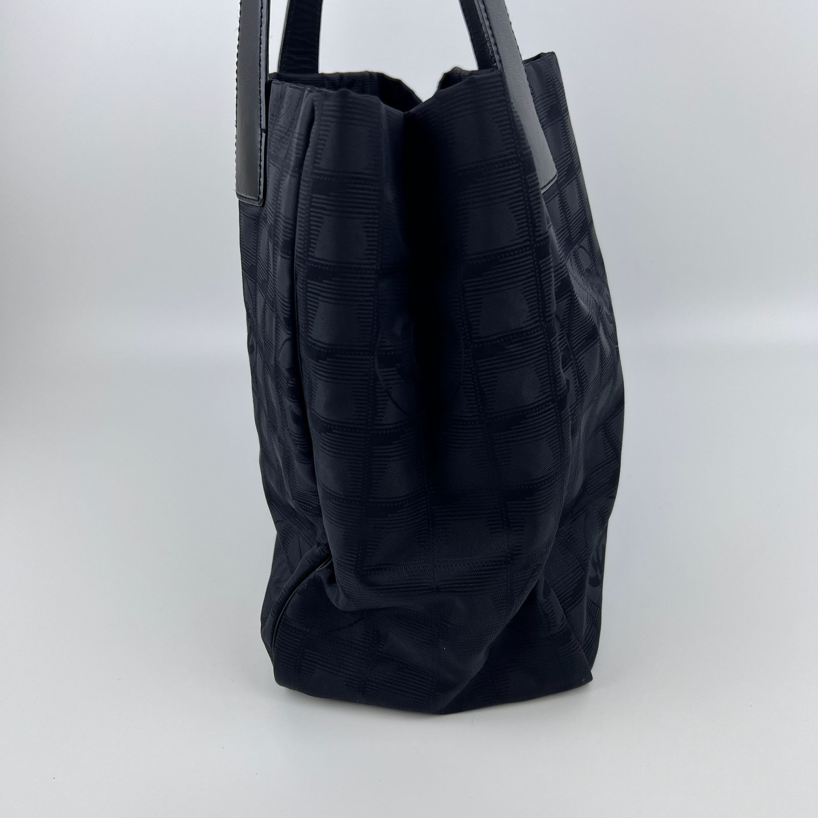 美品 CHANEL シャネル ナイロン トートバッグ ブラック キャンバス
