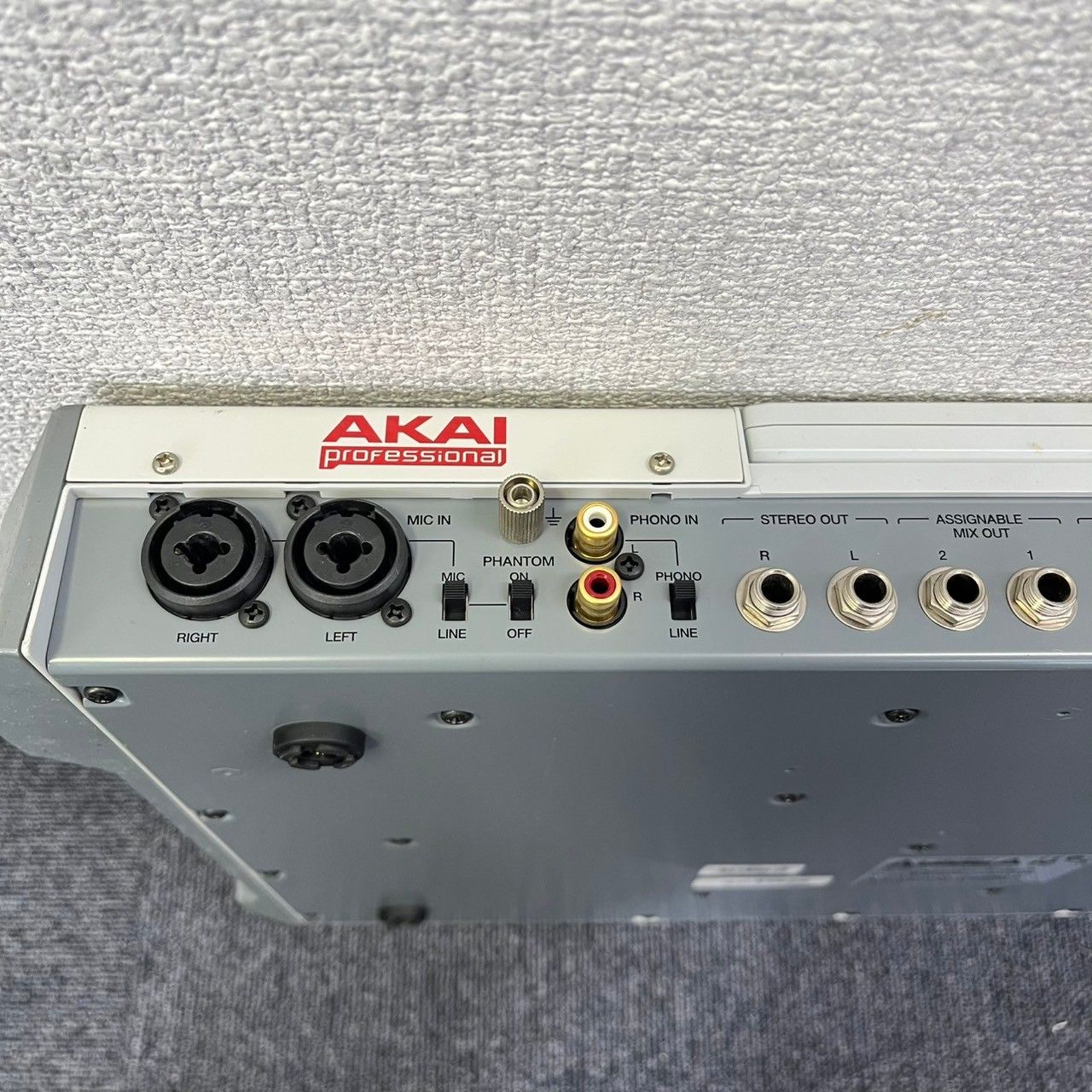 アカイ MPC