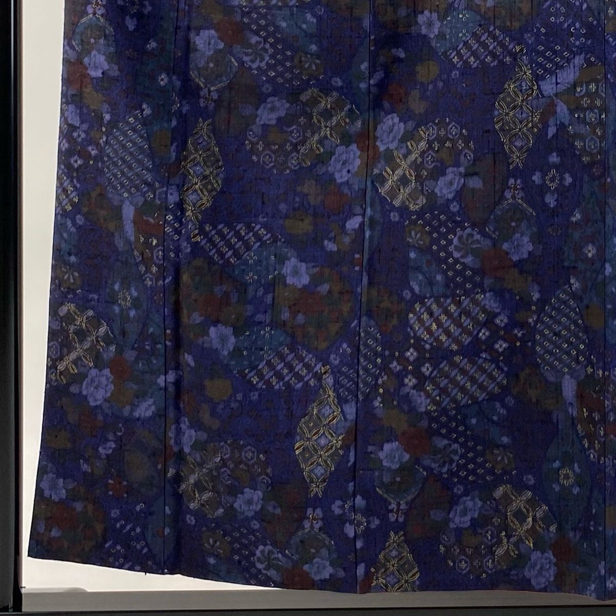 小紋 身丈156cm 裄丈62cm S 袷 紬地 七宝 草花 金彩 濃紫 正絹 秀品