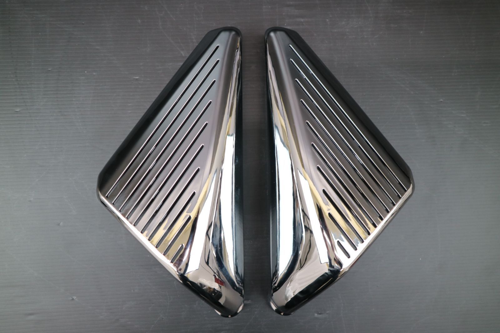 新品 ゼファー400 メッキ エアクリ カバー/ アルフィン サイド