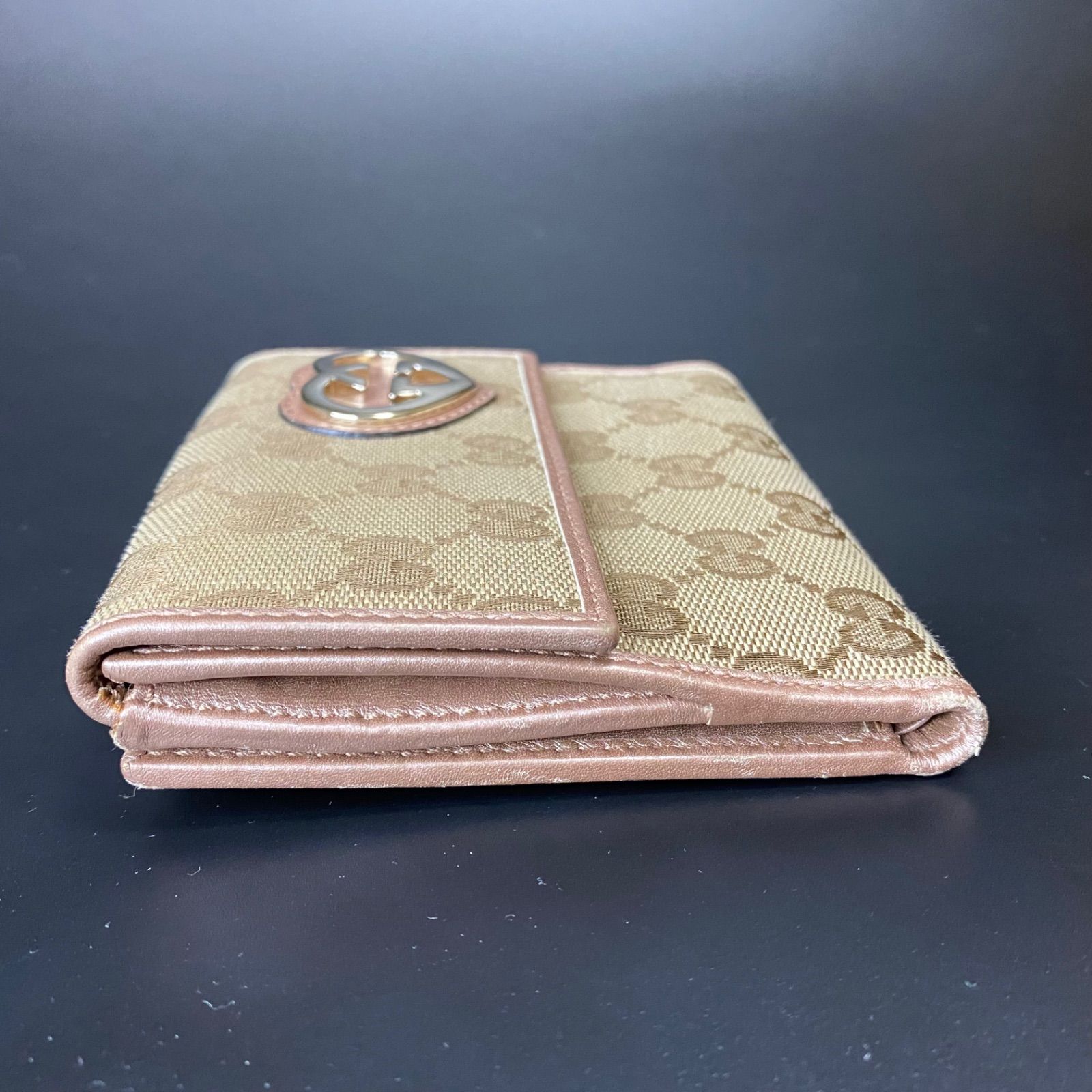 グッチ ピンク GGパターン 二つ折り財布 グッチ GUCCI 二つ折り財布 Wホック GGハート 245727 ピンク