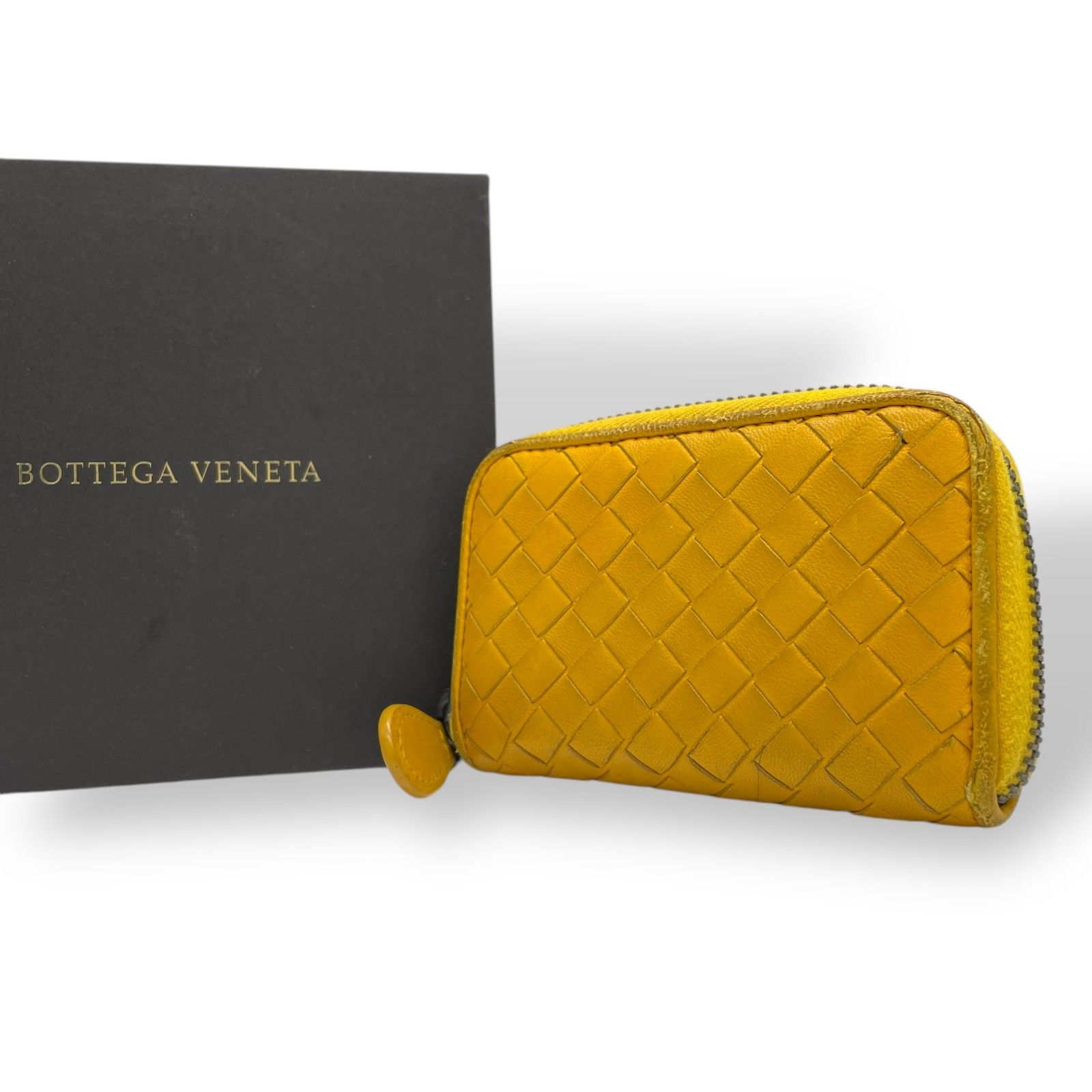 大人女性の BOTTEGA VENETA ラウンド イントレチャート ヴェネタ ボッテガ 小物