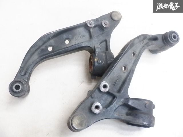 ER34 ナックル 純正 左右 日産 純正 ER34 スカイライン フロント ハブ ナックル 左右