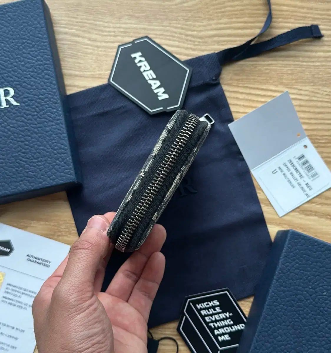 翌日配送。 S クラス 純正 Dior ディオール オブリーク ファスナー 二つ折り財布 【本物保障】