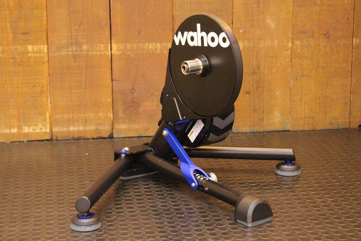 KICKRスマートトレーナー | インドアサイクルトレーナー | Wahoo