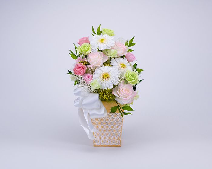 プリザーブド仏花 プリザーブドフラワー 麗花 れいか モダン仏花 ガーベラ ローズ プリザーブドフラワー仏花　麗花 れいか モダン仏花 ガーベラ ローズ