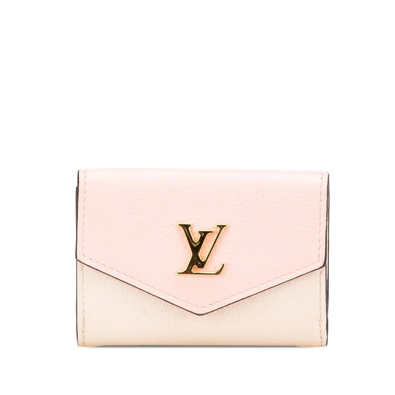 Louis Vuitton® LV Initiales 40MM Reversible Belt White. Size