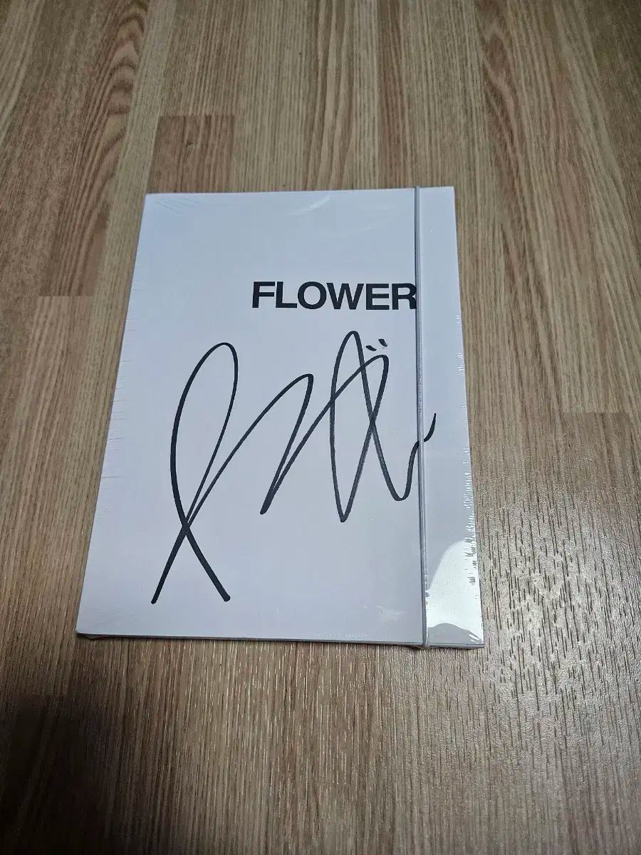 PENOMECO FLOWER サイン入りアルバム PENOMECO FLOWER サイン入りアルバム SIGNED] PENOMECO (페노