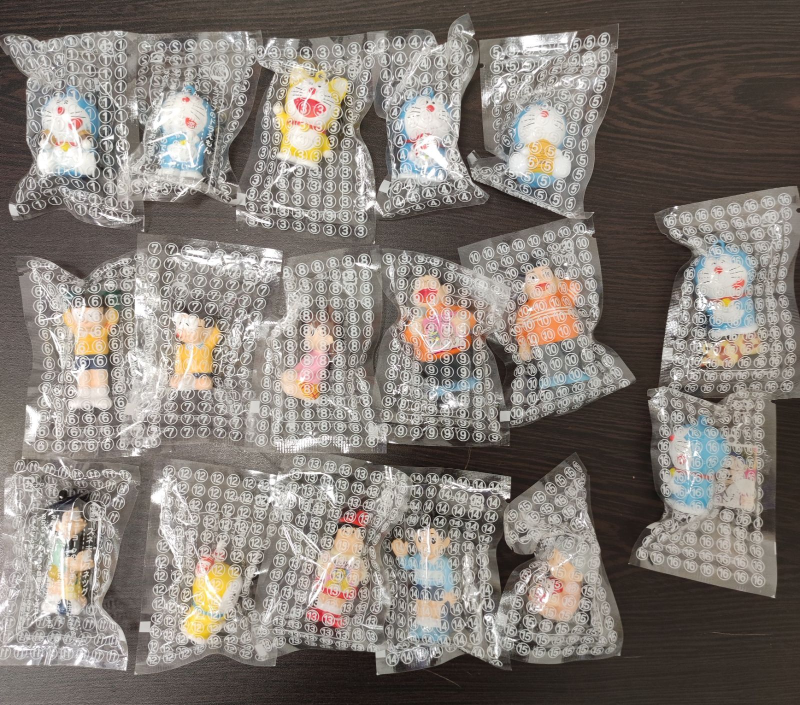 ドラえもんフレンズ＆マスコット 未開封17種 ①～⑯コンプ ⑯2種