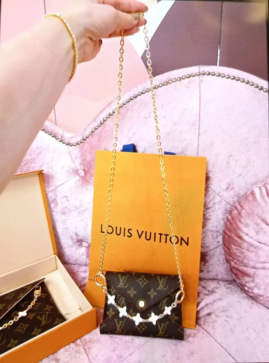 正規品 Louis