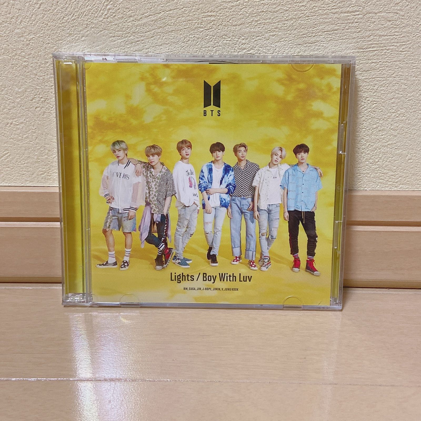 BTS/Lights/Boy With Luv/初回限定盤/CD・フォトブック - メルカリ