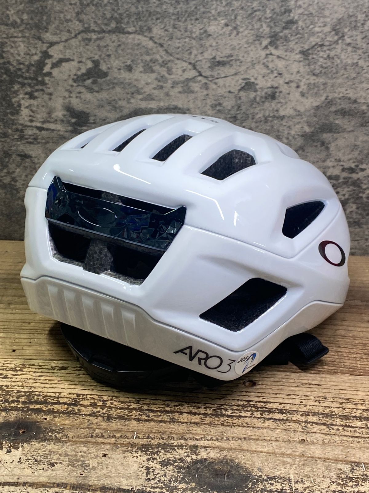 JJ627 オークリー OAKLEY ARO3 ヘルメット 白 M 2025 10製造