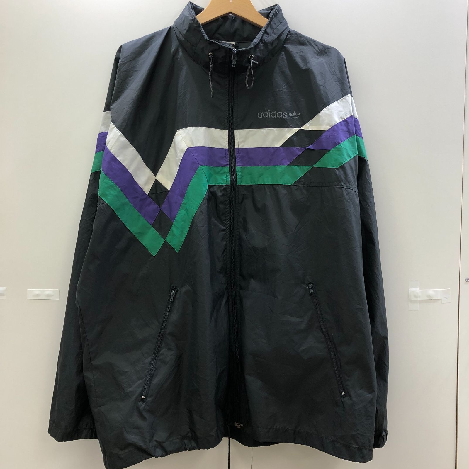 adidas アディダス ナイロンジャケット スリーライン フード収納 