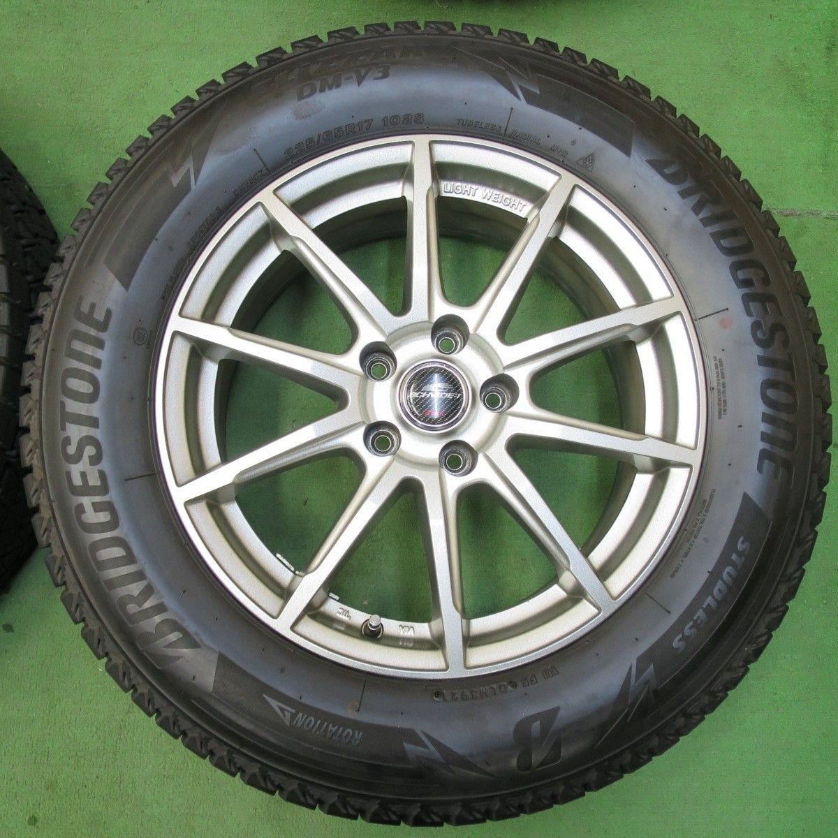 JACK2①225/65R17 ブリヂストン スタッドレス溝有 Amazon.co.jp: ブリヂストン(BRIDGESTONE) スタッドレスタイヤ