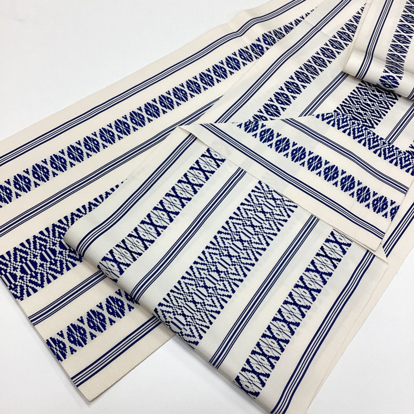 【夏物】【羅】【未着用】【美品】【正絹】手縫い仕立て　松葉仕立て名古屋帯 楽天市場】未使用 正絹 『羅』 八寸袋名古屋帯 松葉仕立て 全通