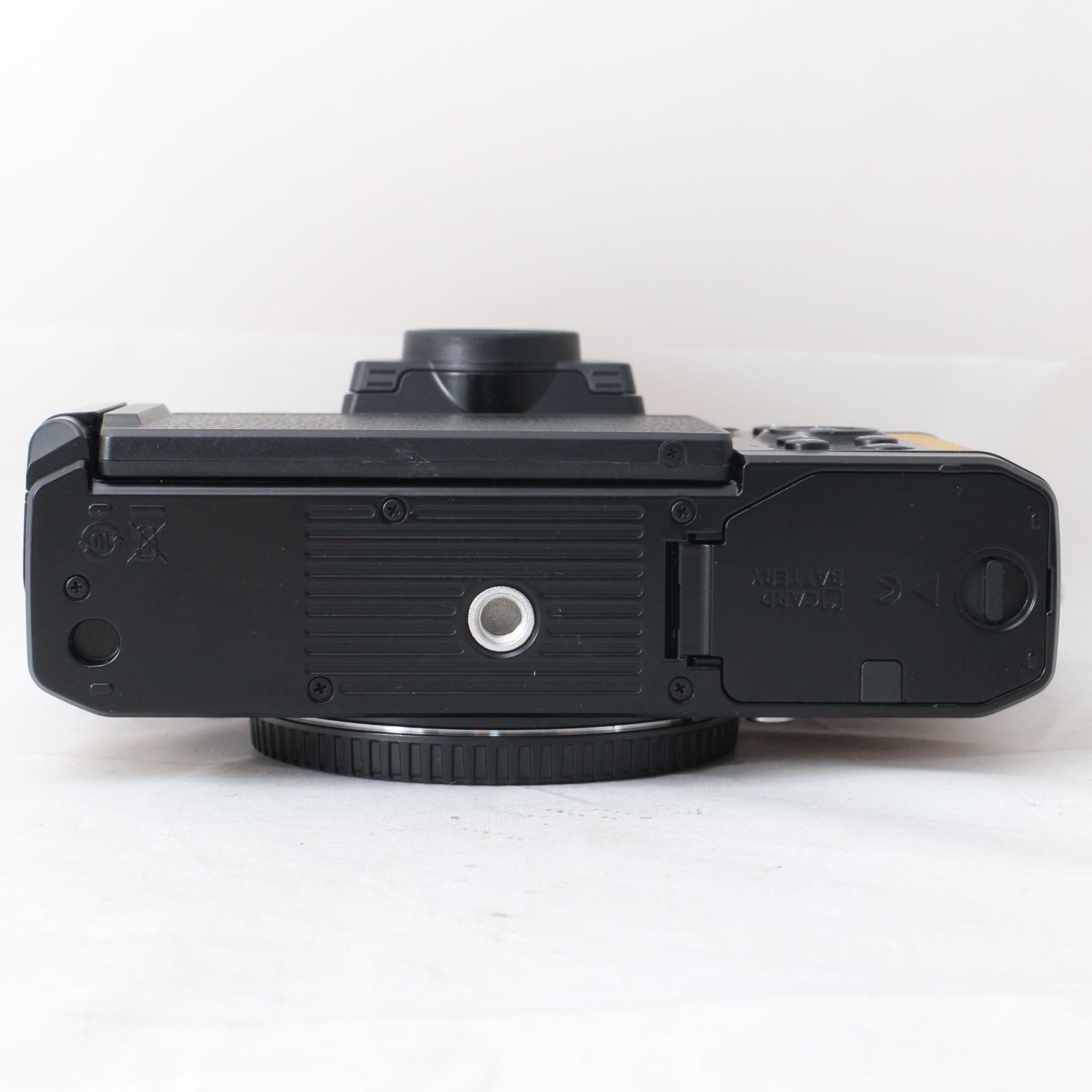 太郎様専用☆美品☆ Nikon ニコン ミラーレス一眼 Z fc ボディ
