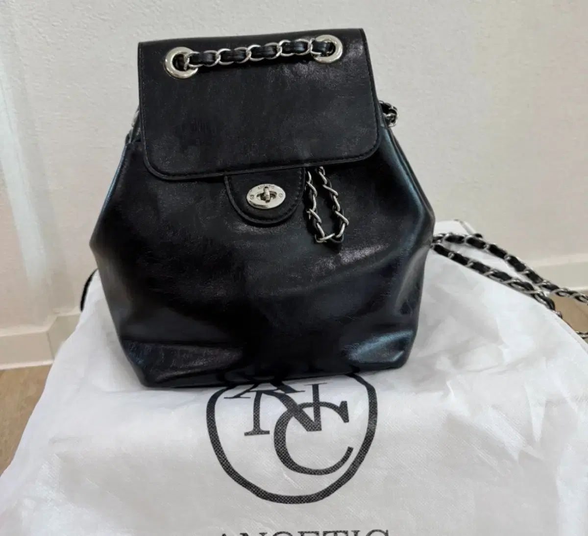 アノエティック ANC Classic バックパック チェーンバッグ