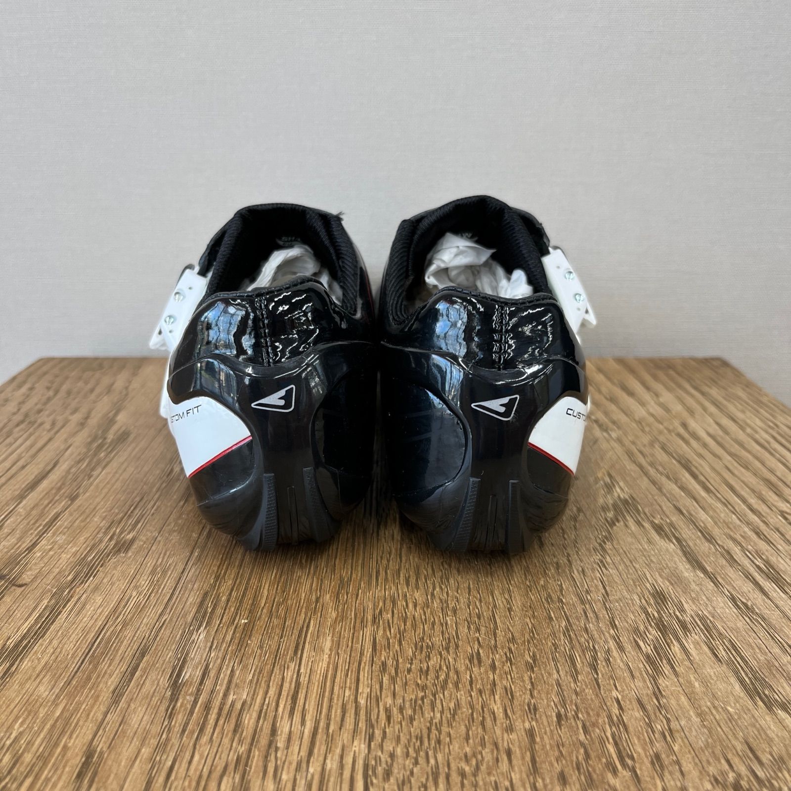 SHIMANO - SHIMANO R321 ビンディングシューズ 美品 シマノ SHIMANO R321 SH-R321WE ビンディングシューズ 3つ