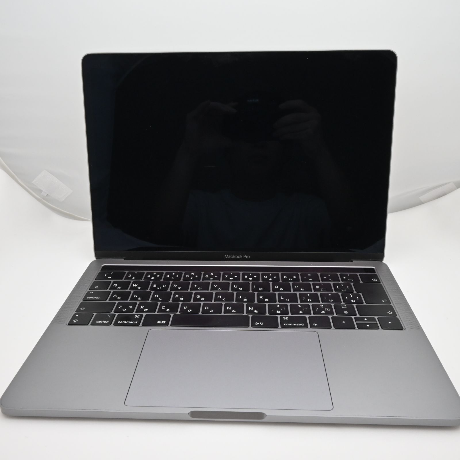 Apple MacBook Pro 2019， Thunderbolt(USB-C)3ポートx 2(13インチPro