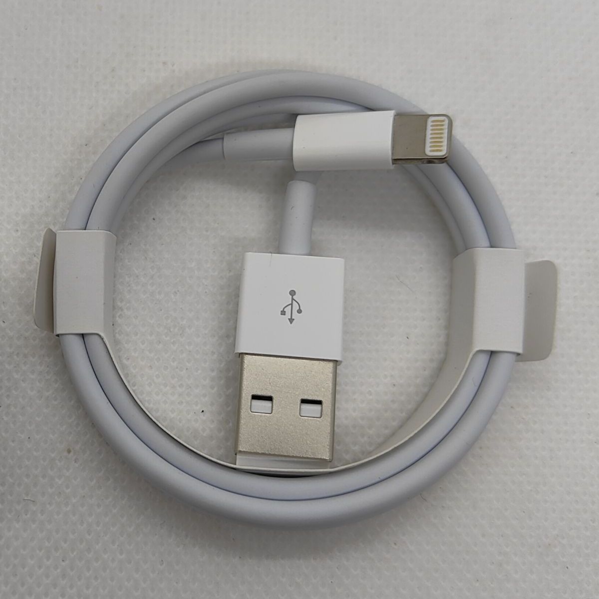 A1385 IPhone/アップル 純正/正規品 ACアタブター ケーブル 充電 A1385 IPhone/アップル 純正/正規品 ACアタブター ケーブル 充電