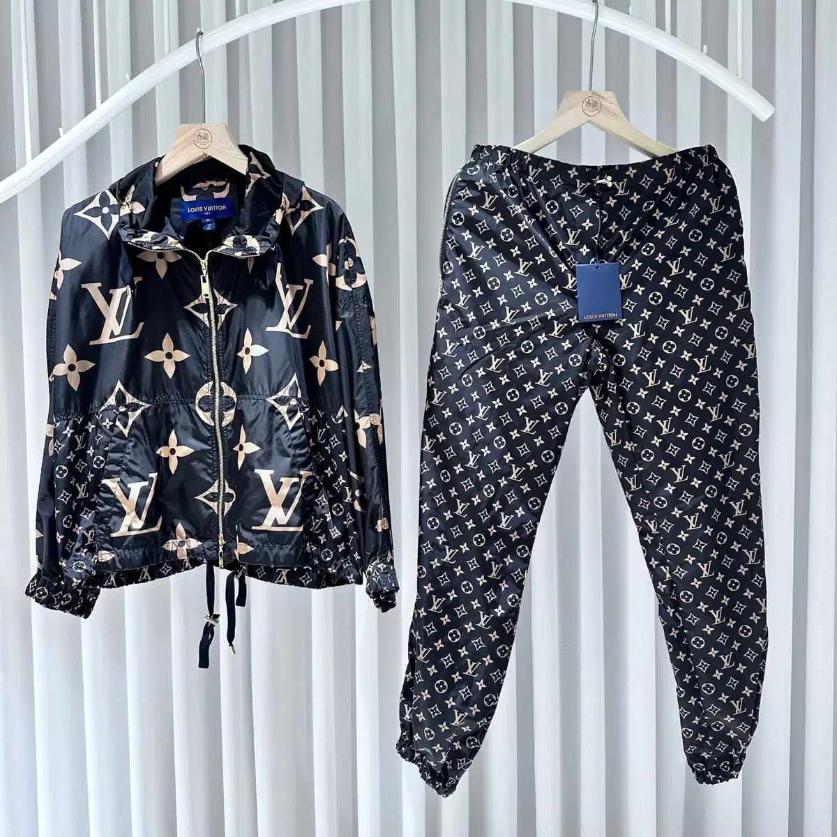 40 ／ Louis Vuitton(ルイヴィトン) 未使用 モノグラム ナイロン 
