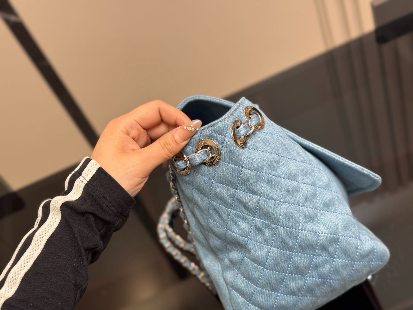 今日特価】Chanel デニム ポストバッグ～送料無料！在庫限定のお