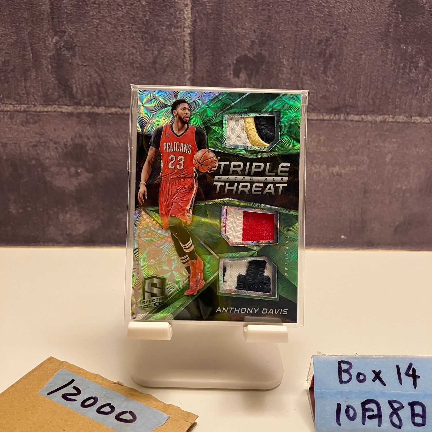 2016-17 Panini Spectra Anthony Davis 19 25 New Orleans Pelicans Triple パッチ Neon Green Parallel カード