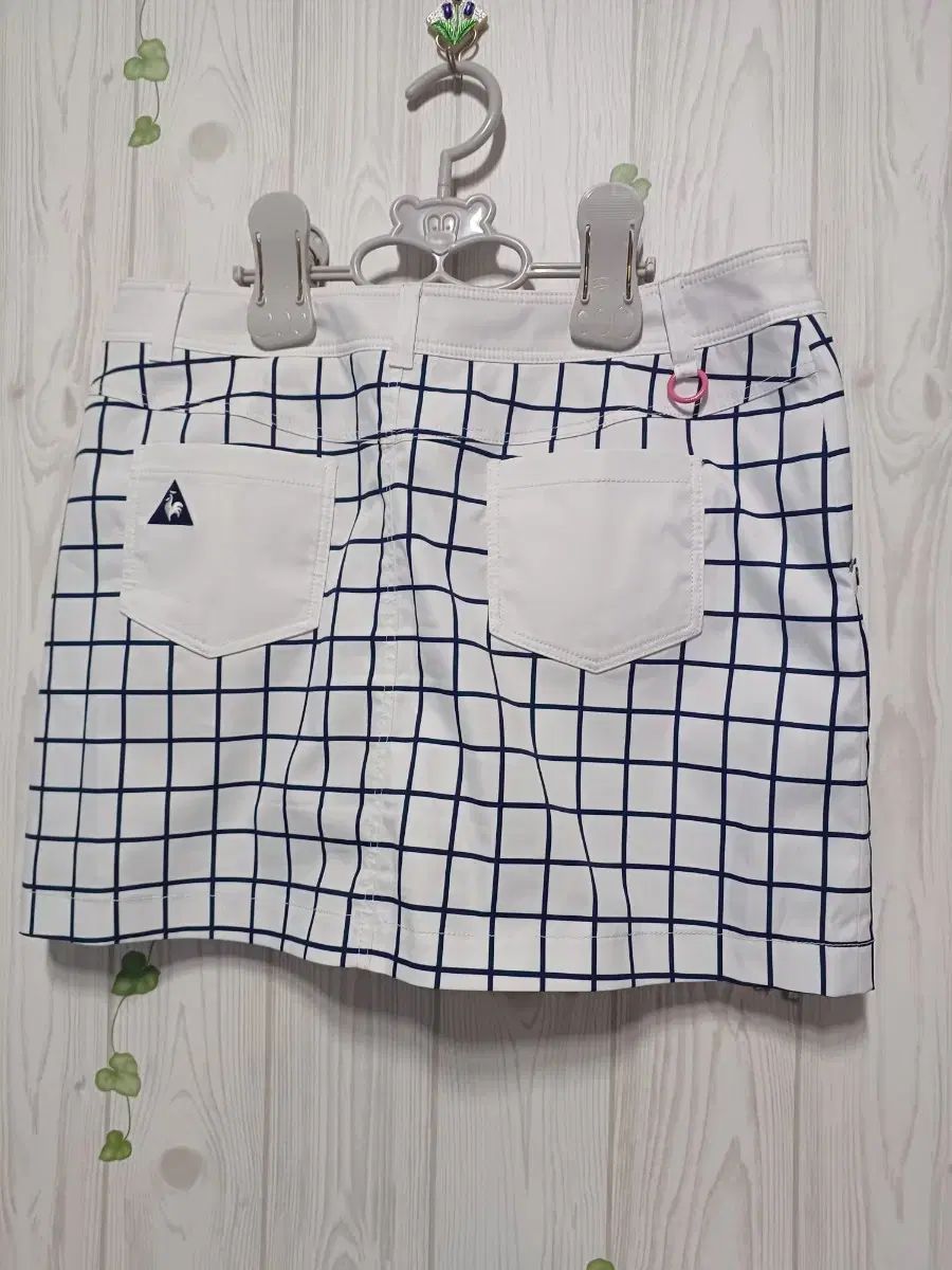 77 ー