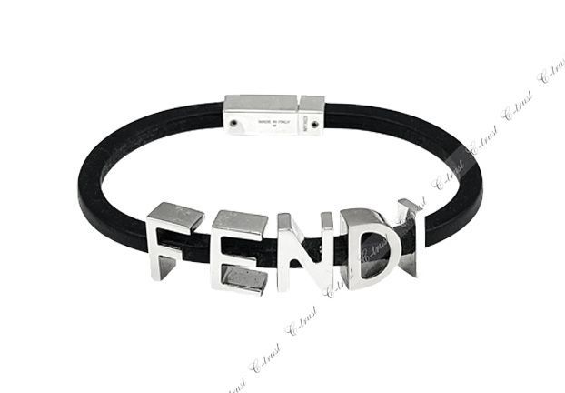 FENDI ファースト　ブレスレット専用ページ FENDI フェンディ ブレスレット Fendigraphy コード カーフ