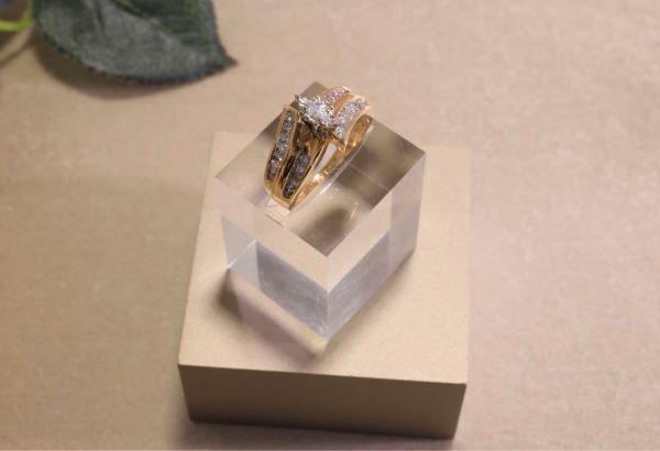 ☆Made in U.S.A☆K14ダイヤモンドリング☆マーキースデザイン☆