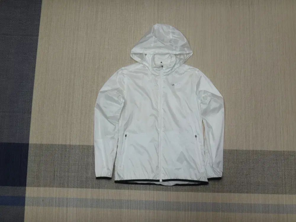 85 ナイキゴルフ NIKE Golf レディース ウィンドブレーカー ジャケット