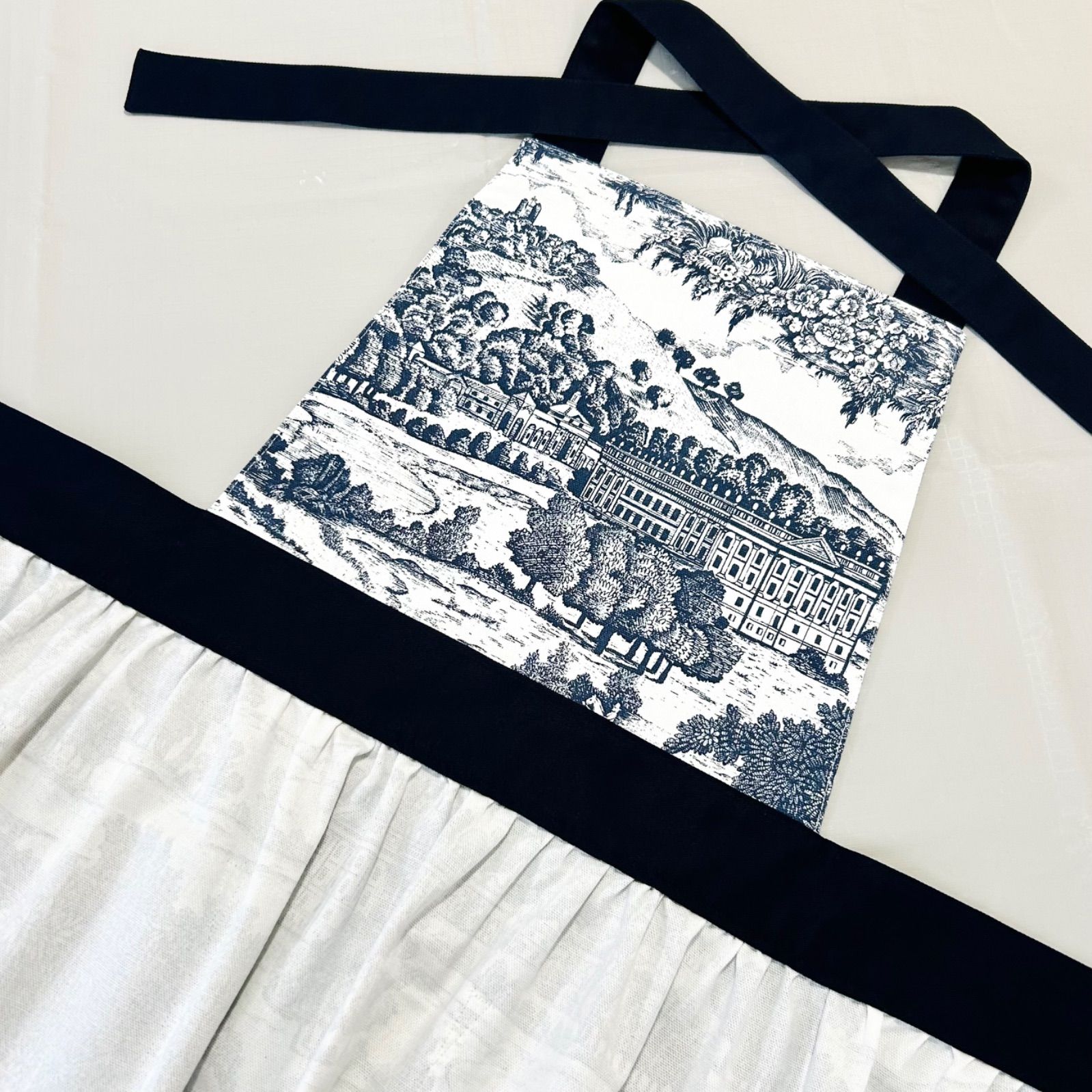 フランス産トワルドジュイ♡愛され ハンドメイドエプロン 大人用