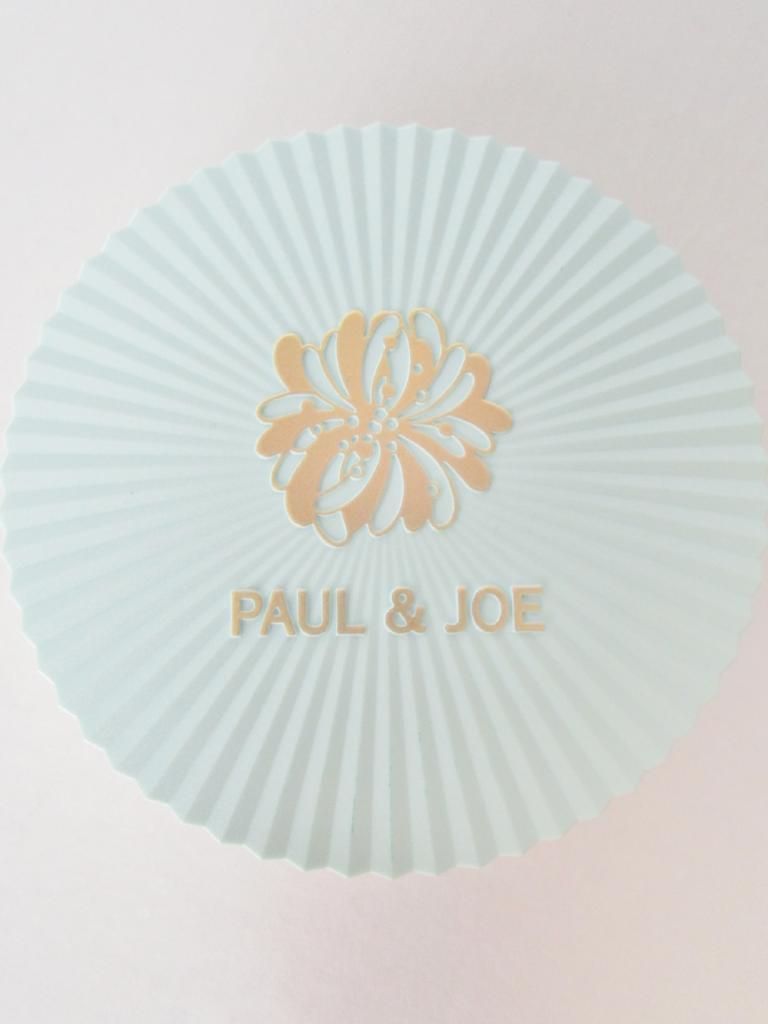 PAUL&JOE　ポールアンドジョー　コスメ　フェイスパウダー　フィニッシュパウダー　送料込み　962206