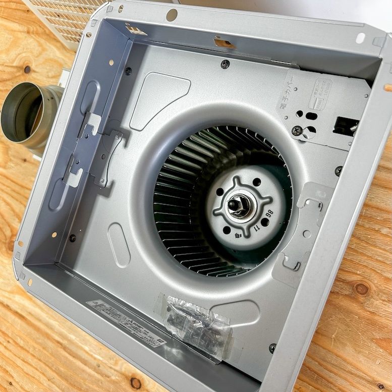 MITSUBISHI ダクト用換気扇 VD-18ZY5-SW-1 新品 開封のみ 在庫あり