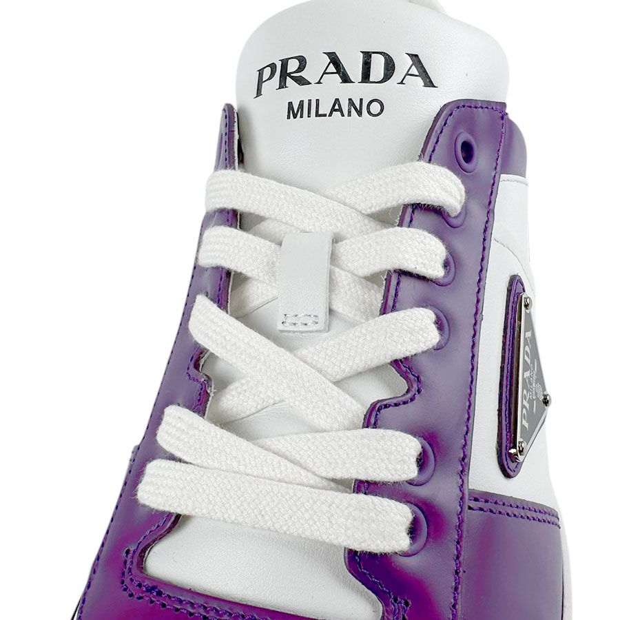 プラダ PRADA
