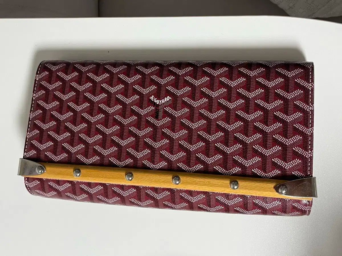 Goyard ゴヤール モンテカルロ pm クラッチ バーガンディー
