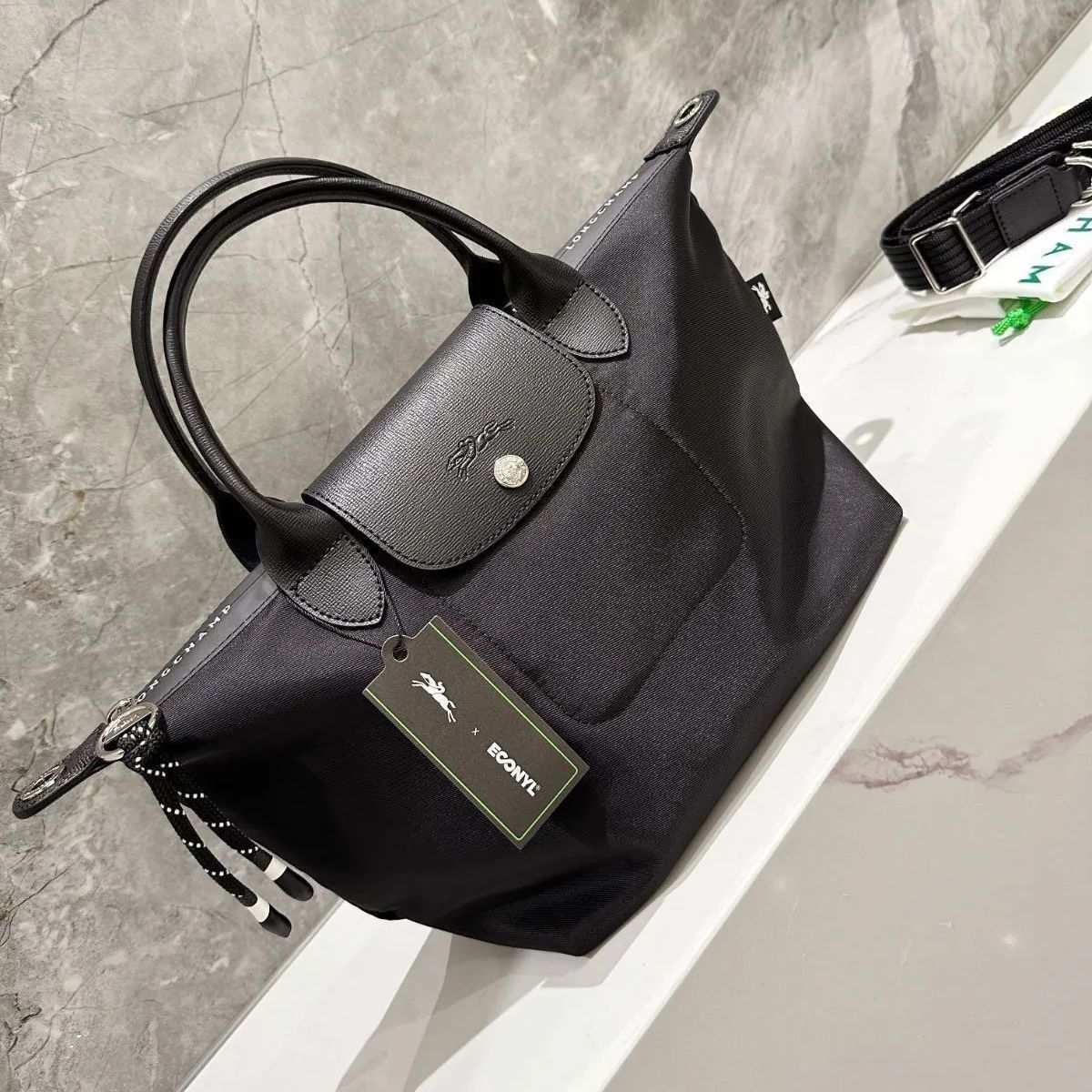 美品】LONGCHAMP ロンシャン ル プリアージュ エナジートップハンドルバッグ S - メルカリ