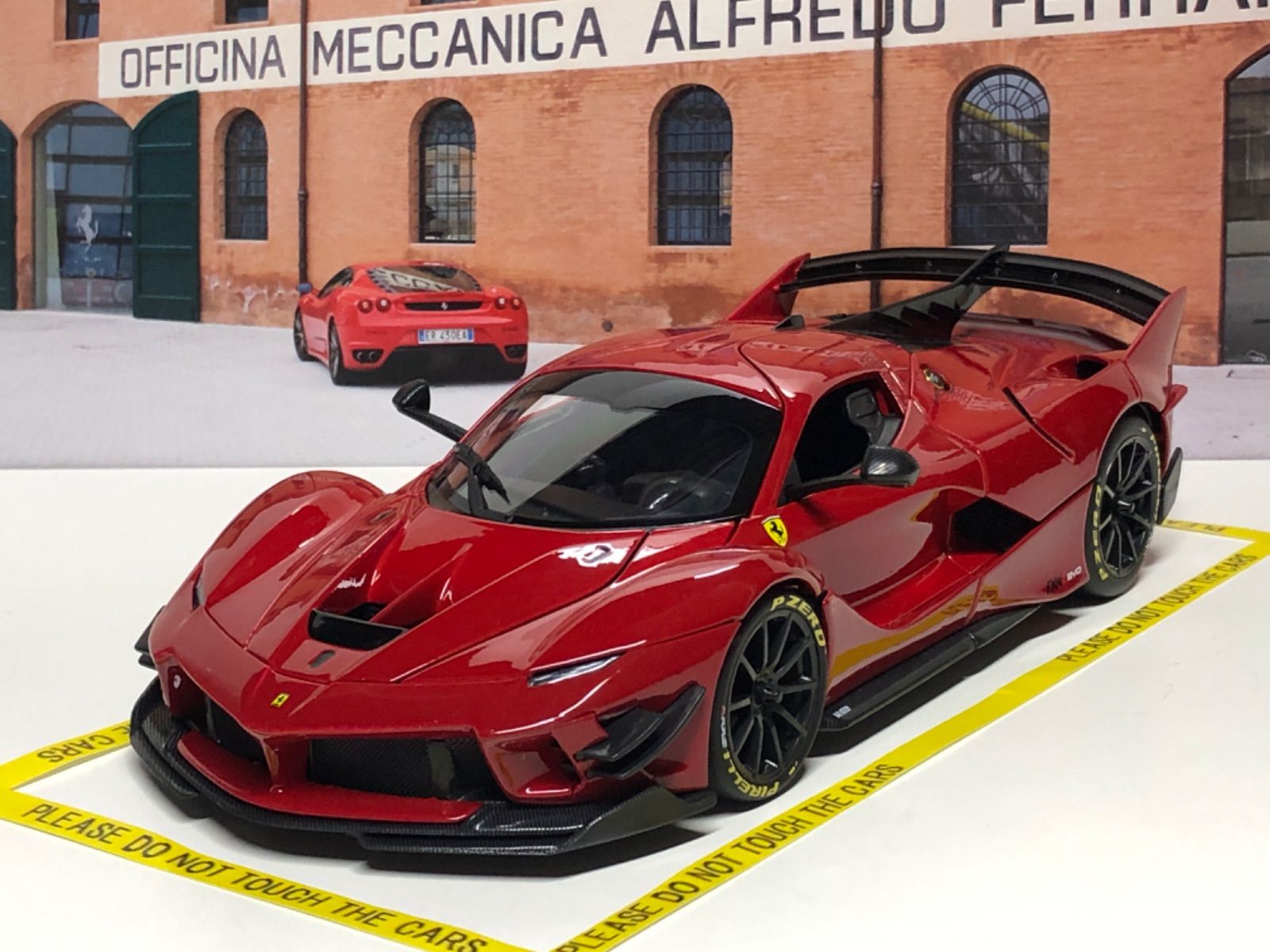 ブラーゴ フェラーリ FXX K EVO メタリックレッド Ferrari - Garage