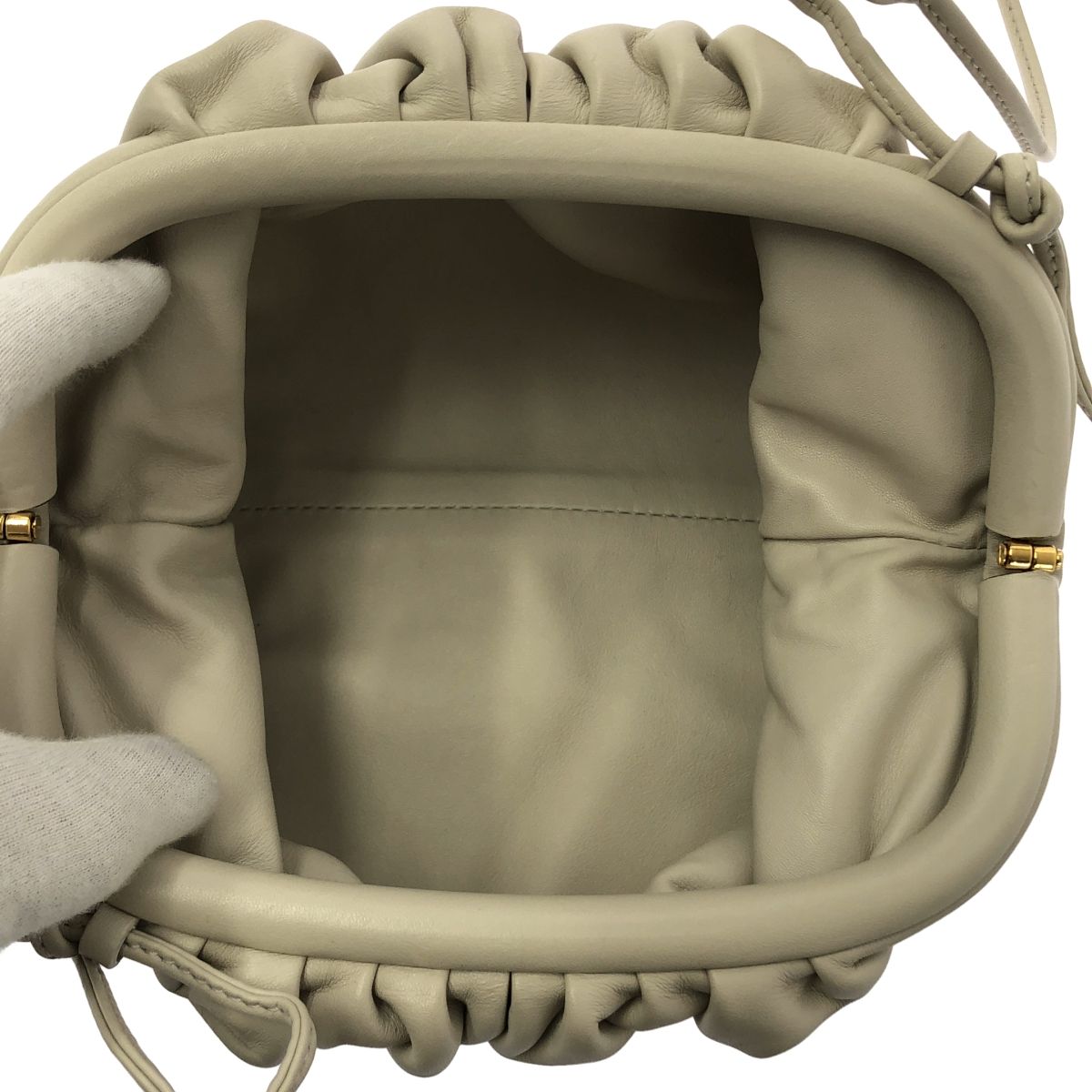 ショルダーバッグ