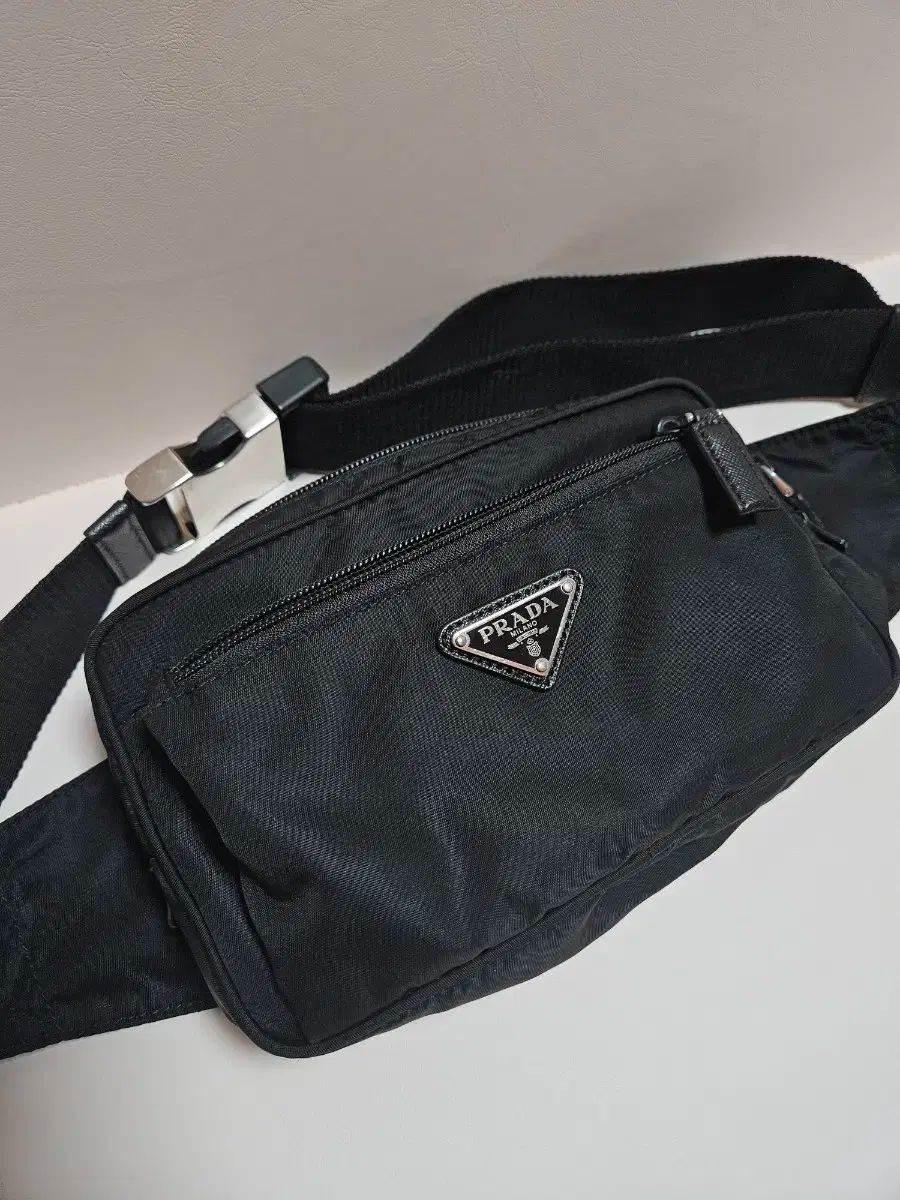 PRADA プラダ Re-Nylon ウエストバック