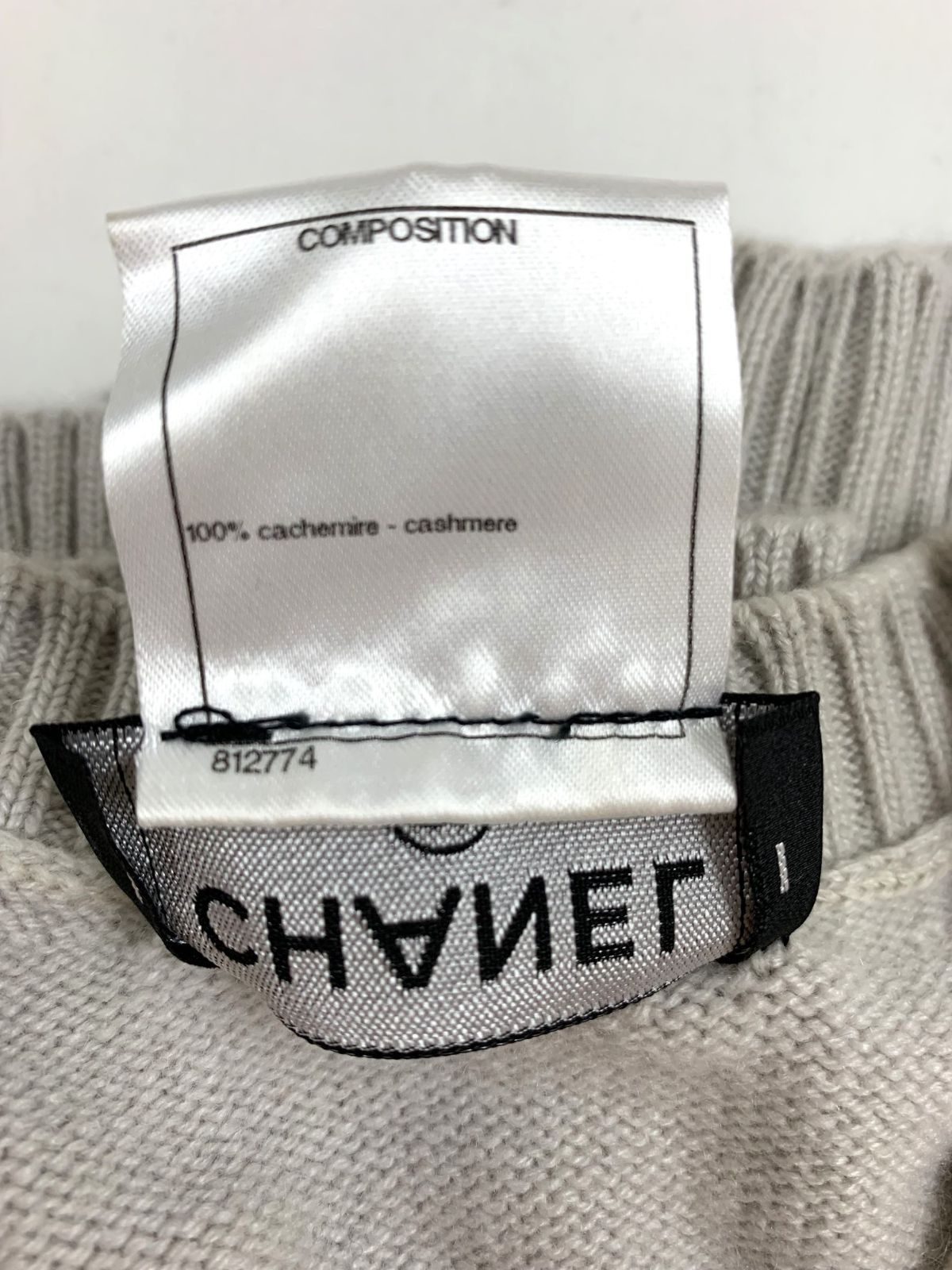 コッコとゴールドシャネル　ビジューココマーク半袖ニット　カシミヤ100% シャネル ビジューココマーク半袖ニット カシミヤ100% 花柄