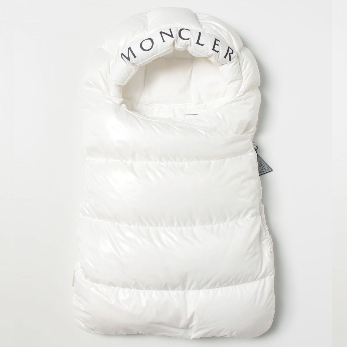 1 MONCLER モンクレール 1E00002 68950 ホワイト ベビーダウン