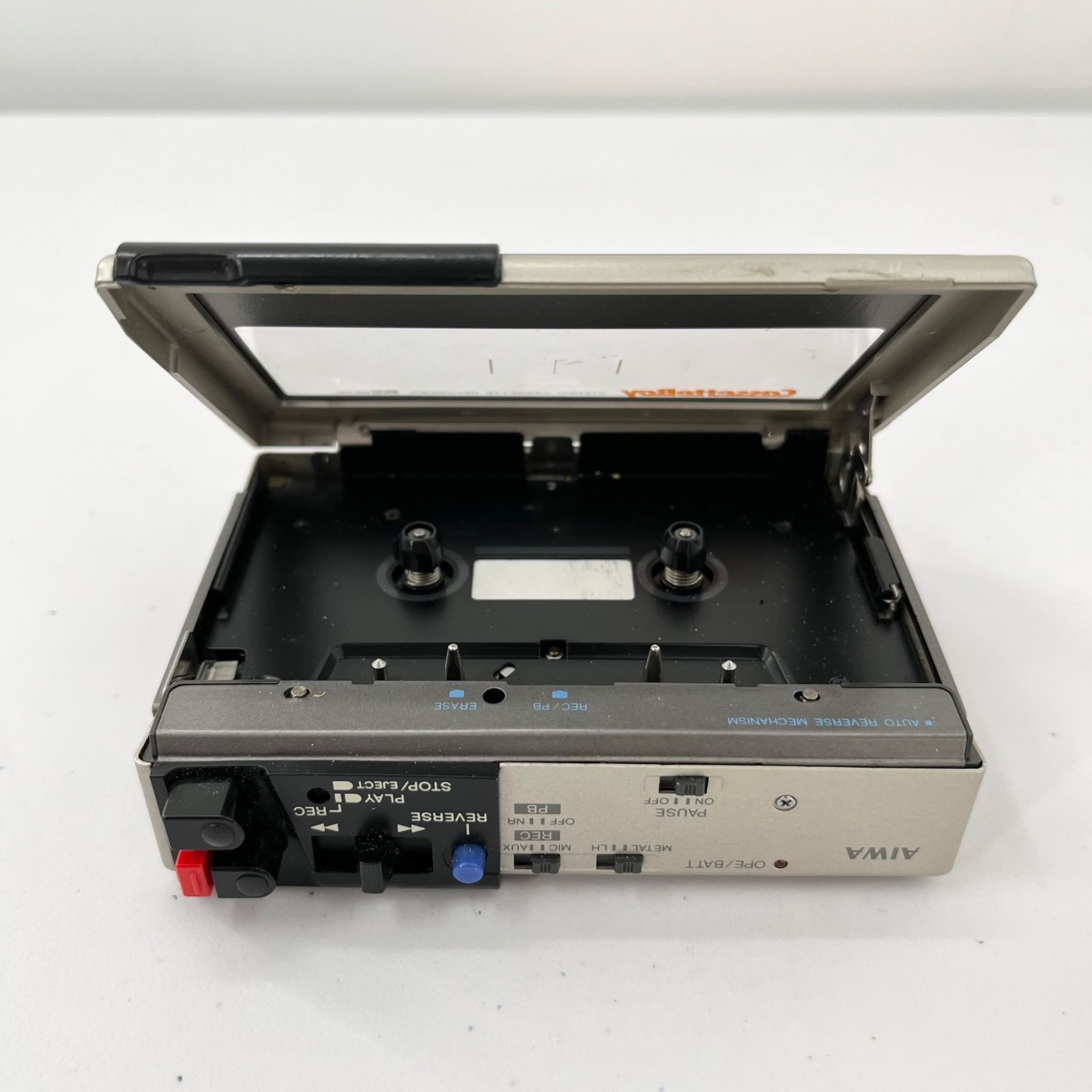 AIWA カセットボーイHS-F2 カセットプレーヤー オートリバース　ジャンク AIWA アイワ Cassette Boy HS‑F2 ステレオカセットプレーヤー AM