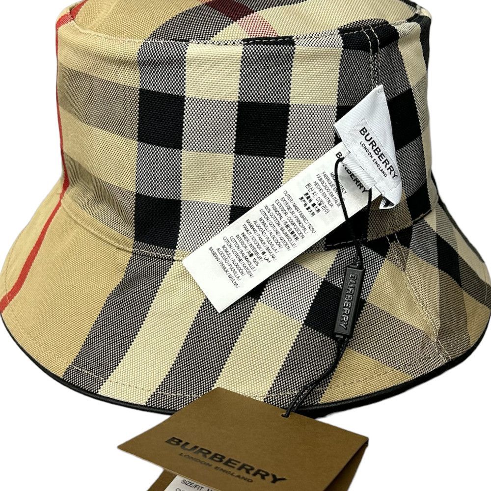 BURBERRY LONDON リバーシブル帽子チェックとベージュ240326 - 帽子 BURBERRY LONDON リバーシブル帽子チェックとベージュ240326 - 帽子
